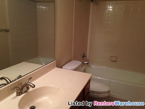 Building Photo - 3801 W 98th St