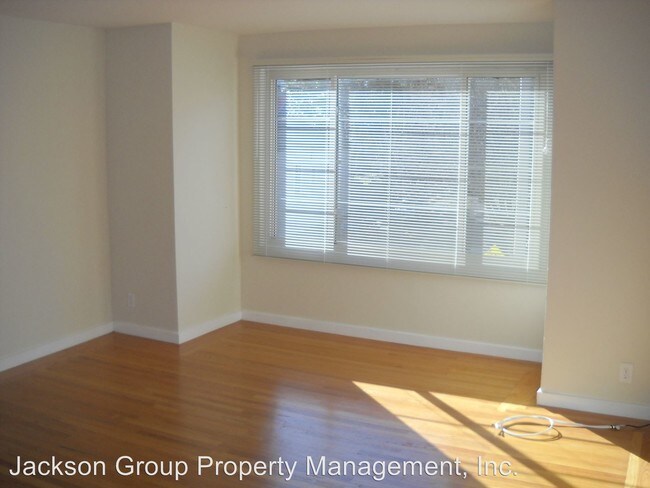 Building Photo - 149 Castro St