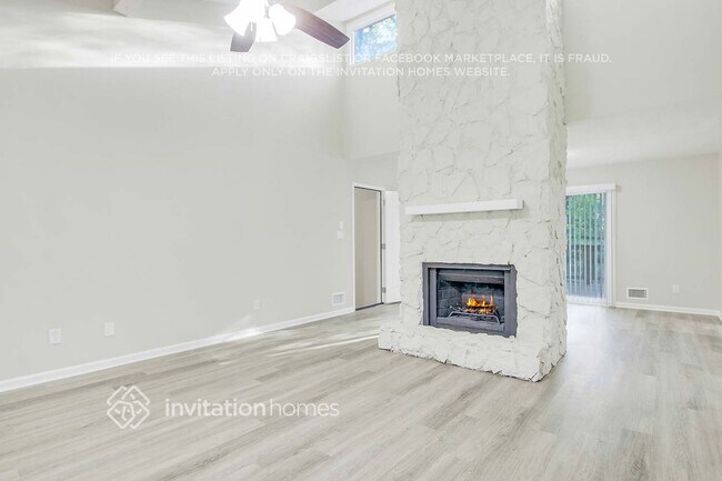 Foto del edificio - 62 Fairfax Ct