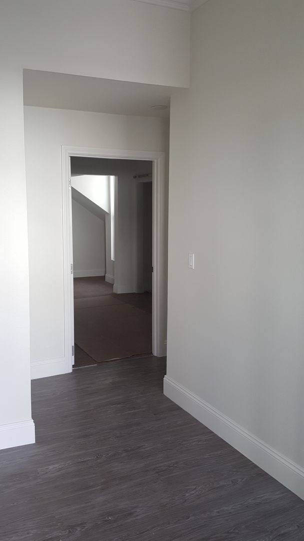 Foto del edificio - LA MESA VILLAGE- 1BR/1.5BA FOR RENT