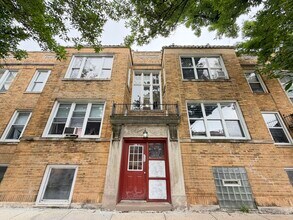 Building Photo - 4519 N Hamlin Ave