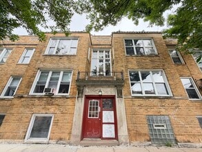 Building Photo - 4519 N Hamlin Ave