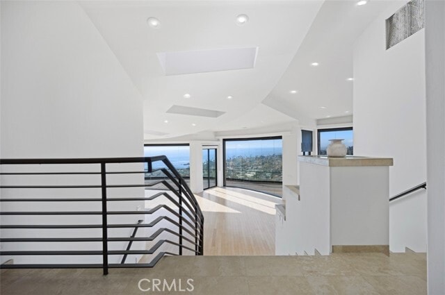 Foto del edificio - 648 Mystic View