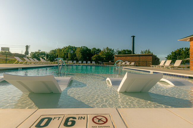 Piscina de agua salada - Lofts at Whitaker Park