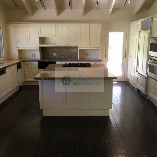 Foto del edificio - 7108 Del Rio Dr