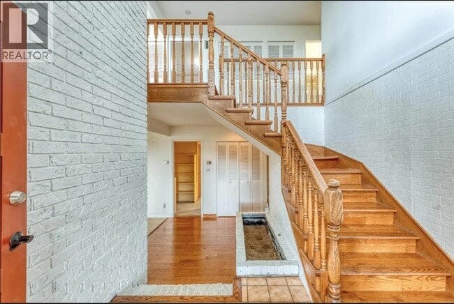 Building Photo - 1380 Burnside Rd