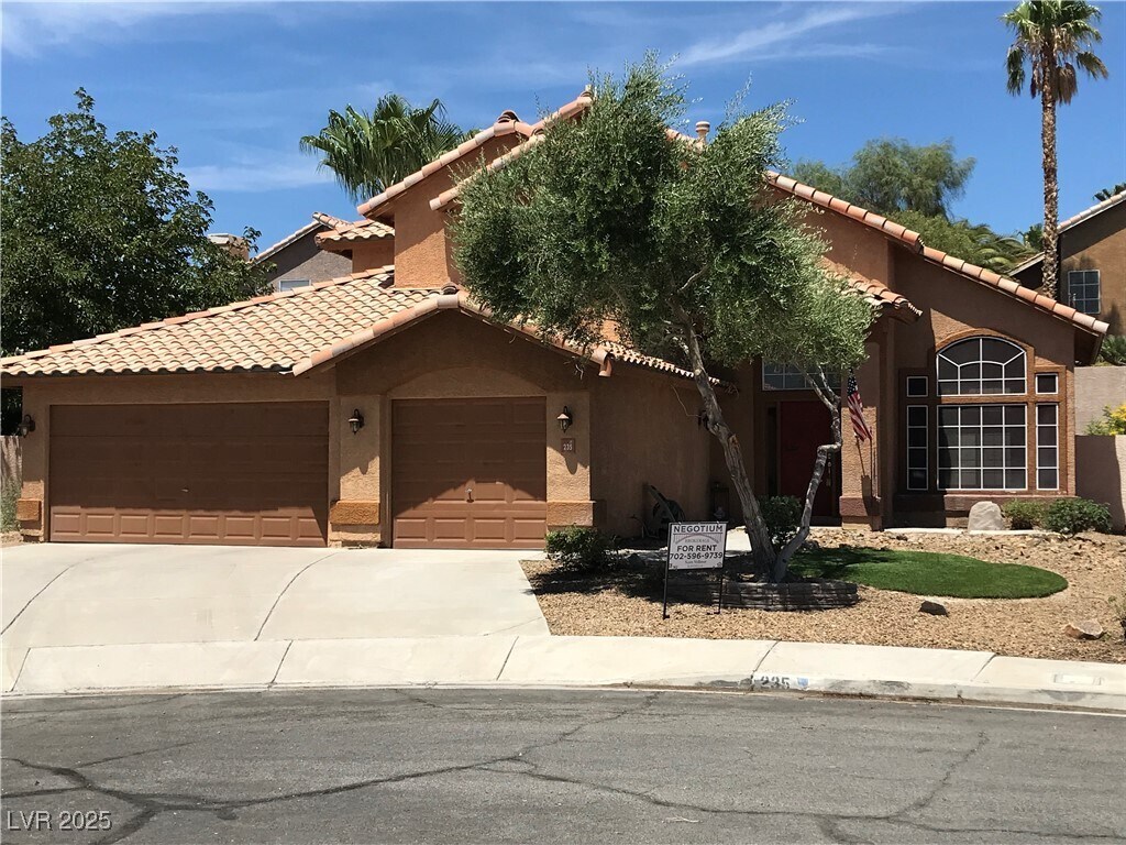 Foto principal - 235 Mt Dana Ct