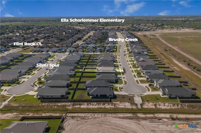 Building Photo - 412 Brushy Creek