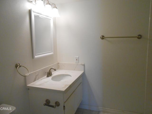 Building Photo - 759 Tennyson Ln