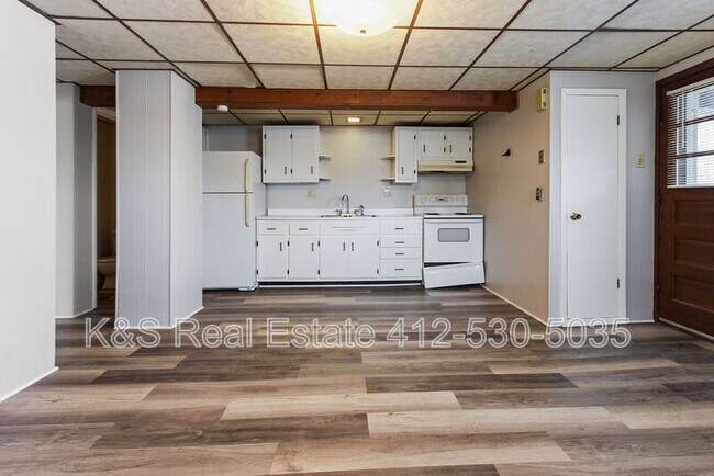 Foto del edificio - 411 Steck St