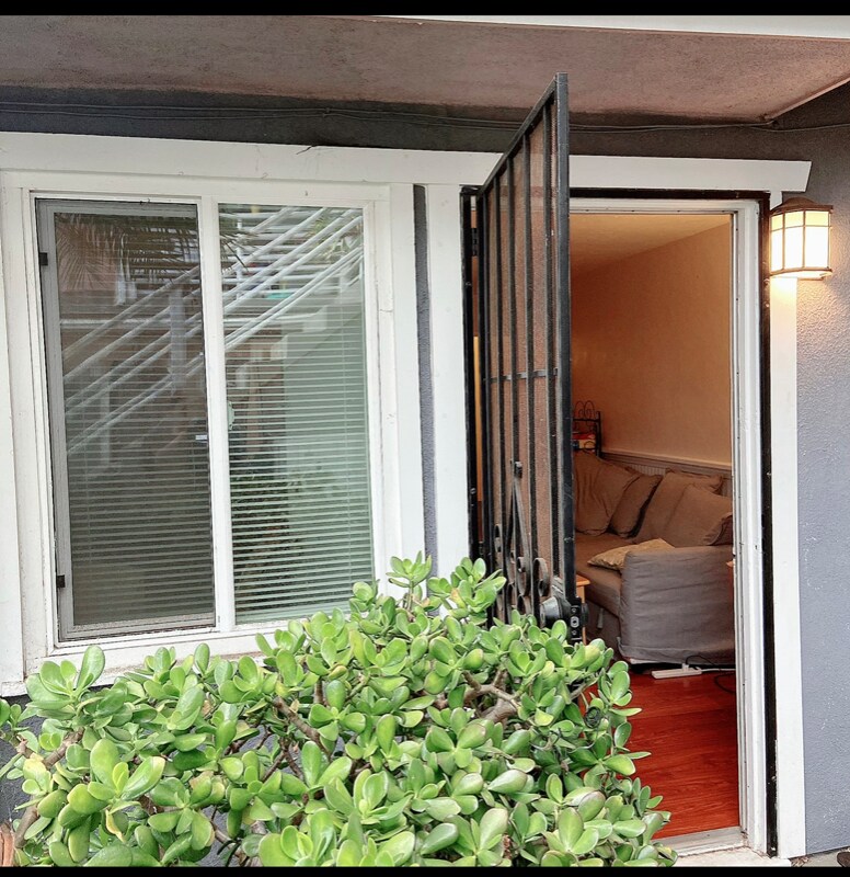 Foto principal - 232 S Horne St