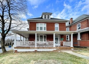 Building Photo - 17842 Virginia Ave