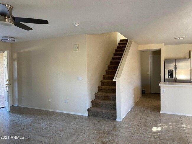 Foto del edificio - 7500 E Deer Valley Rd