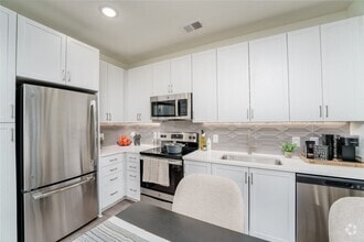 Building Photo - Lyric at Norton Commons Apartments