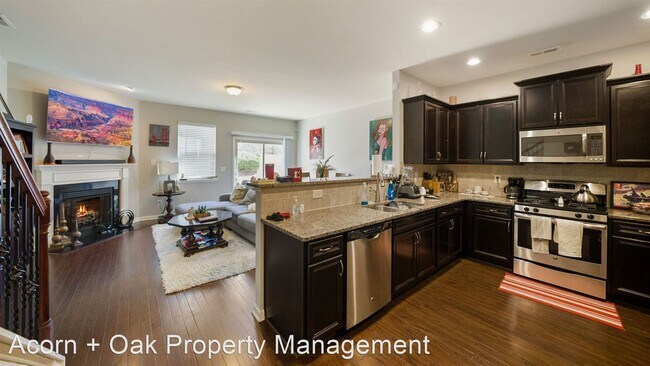 Foto del edificio - 3 br, 2.5 bath House - 166 Token House Road