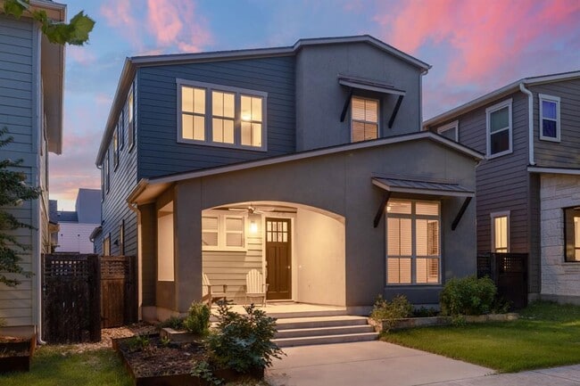 Building Photo - 4506 Kocurek St