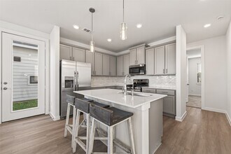 Building Photo - 3223 Loam Ln