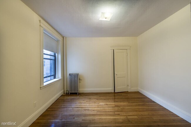 Foto del edificio - 1156 Commonwealth Avenue