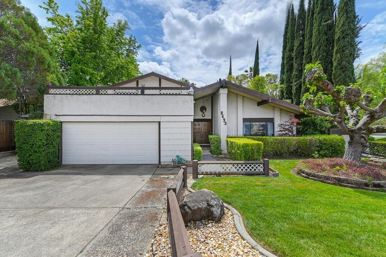 Primary Photo - Spacious Four Bedroom Three Bathroom Home