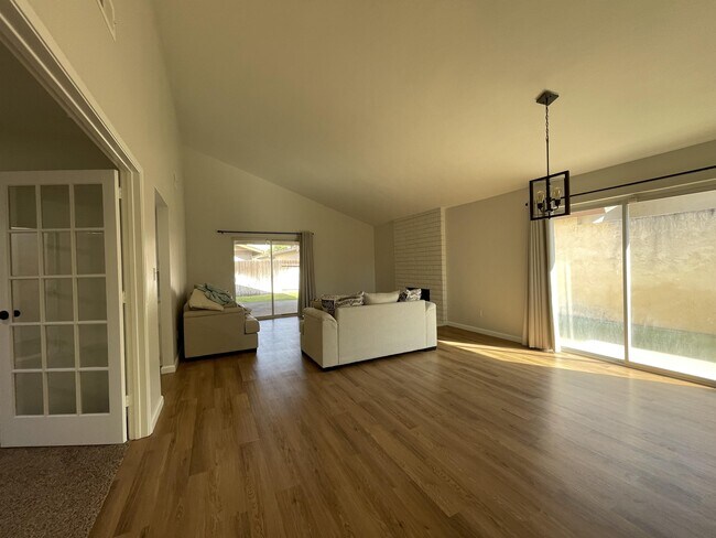 Building Photo - 3213 Starburst Ct