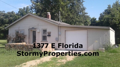 Building Photo - 1377 E Florida St