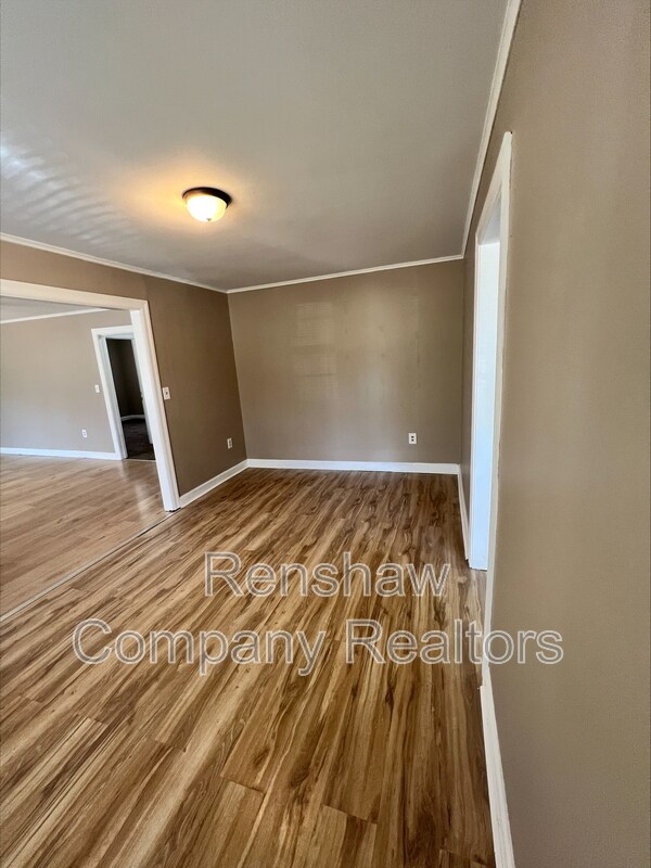 Building Photo - 21251 US-79