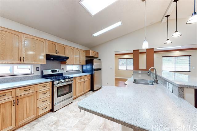 Building Photo - 45-655-655 Apapane St