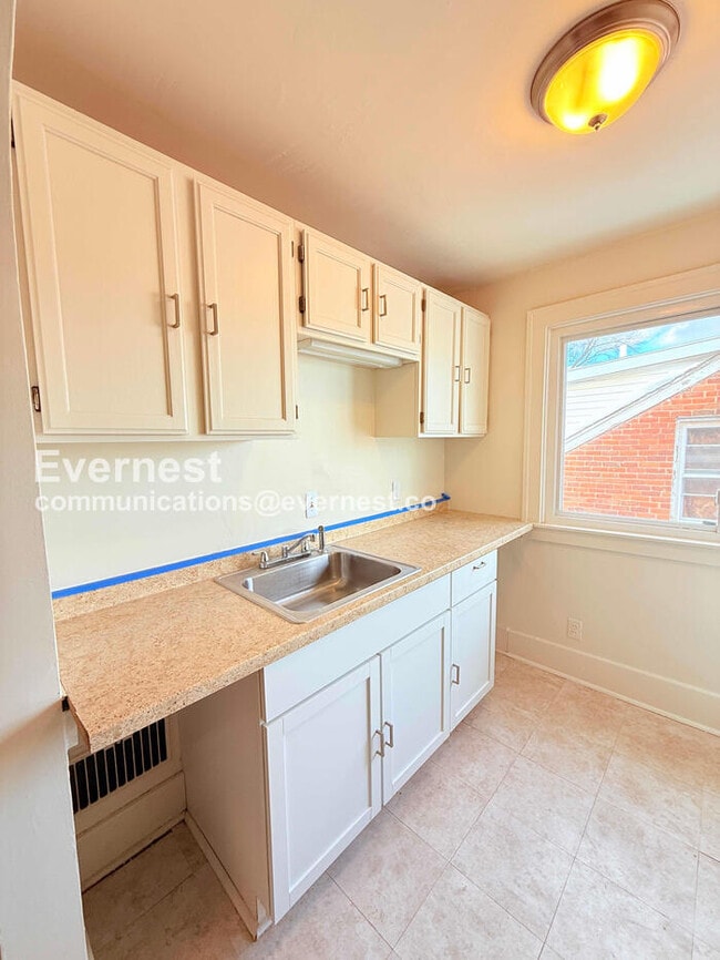 Foto del edificio - 9353 Kentucky St