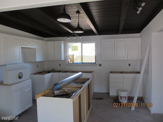 Foto del edificio - 33010 Lassen Dr