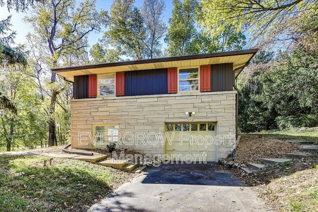 Building Photo - 1905 Timber Hill Trail