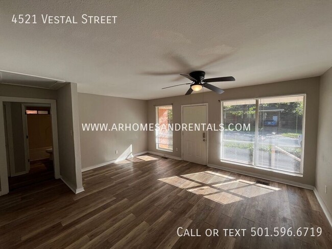 Foto del edificio - 4521 Vestal St