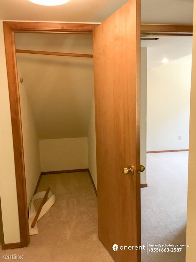 Foto del edificio - 4 br, 3 bath House - 444 7th Ave S