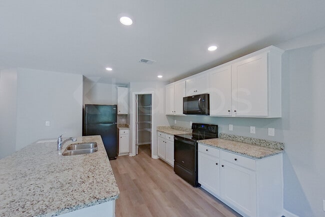 Building Photo - 35 E Luminous Way