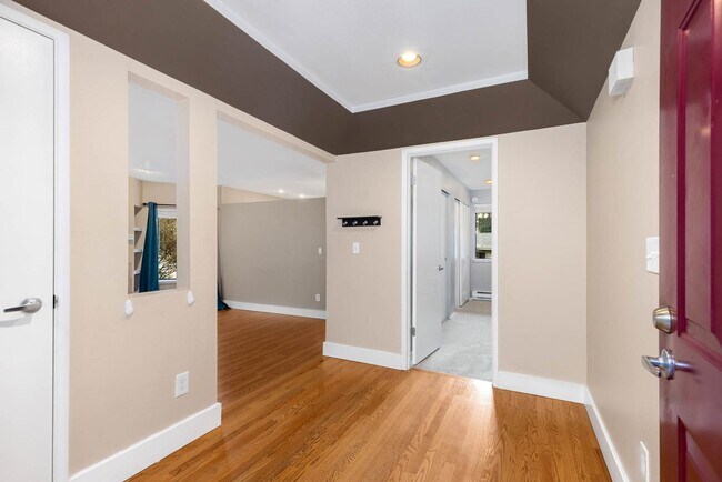 Foto del edificio - 9009 Avondale Rd NE