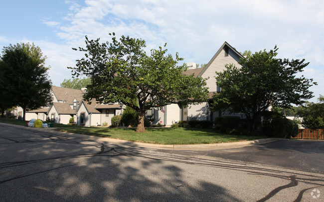 Primary Photo - Roeland Court