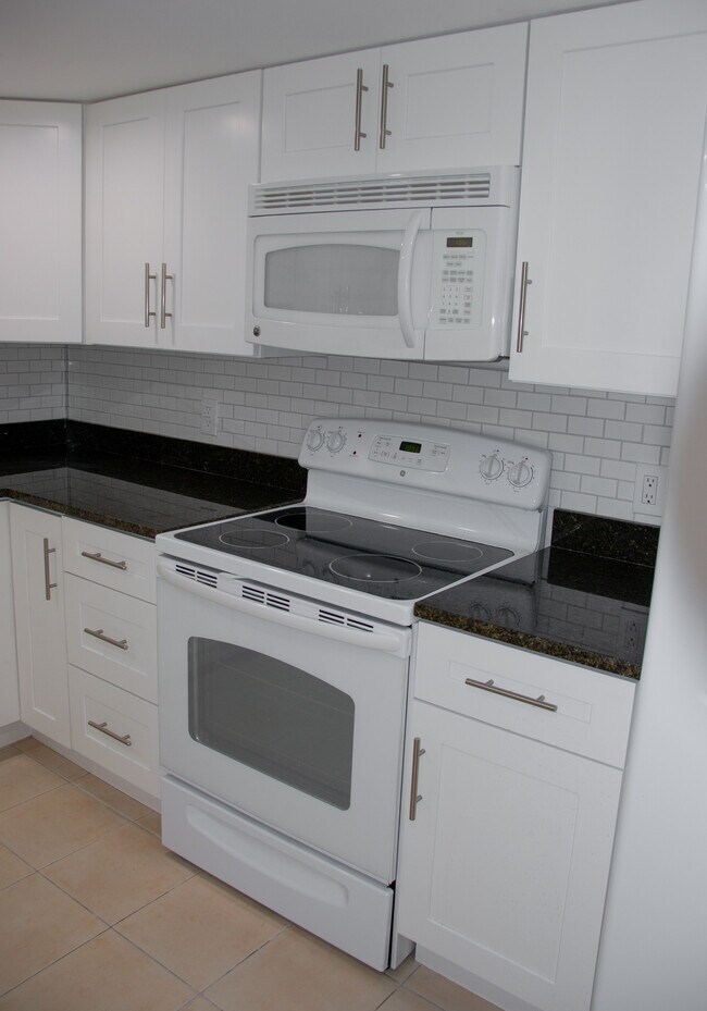 Foto del edificio - 737 SE 1st Way