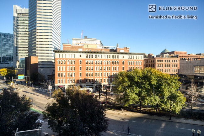 Foto del edificio - 120 Kingston St