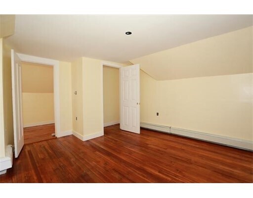 Building Photo - 20 Wilson Ave