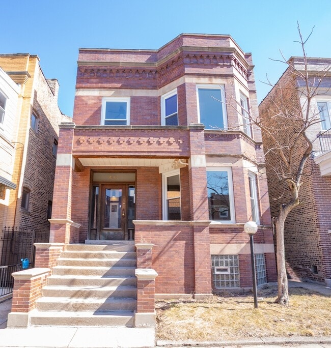 Building Photo - 6143 S Champlain Ave