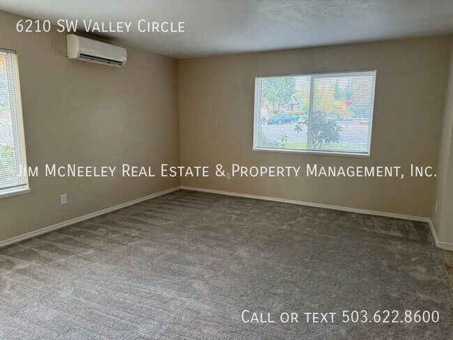 Foto del edificio - Beaverton, Lower Unit, Two Bedroom near Ch...