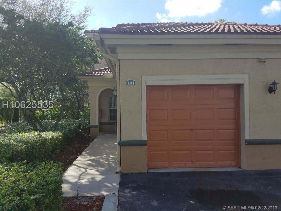 2540 Centergate Dr Unit 101, Miramar, FL 33025 Condo for Rent in