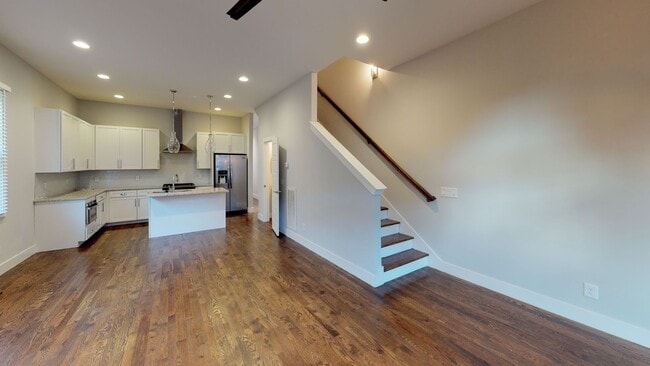 Photo - Beautiful 4 Bedroom East Nashville Duplex! House