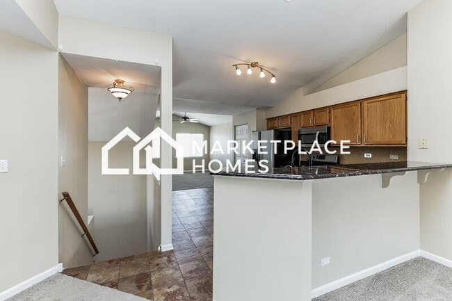 Building Photo - 240 Camel Bend Ct