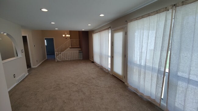 sala de estar - 2527 Richmond Rd