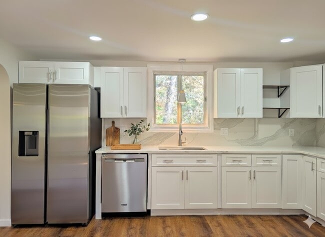 Building Photo - 58 Cutler Dr