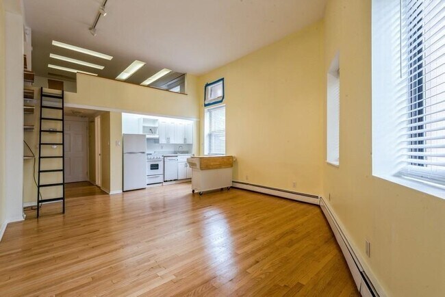 Foto del edificio - 336 Mountain Rd