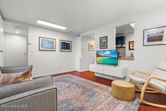 Building Photo - 1010 N A St