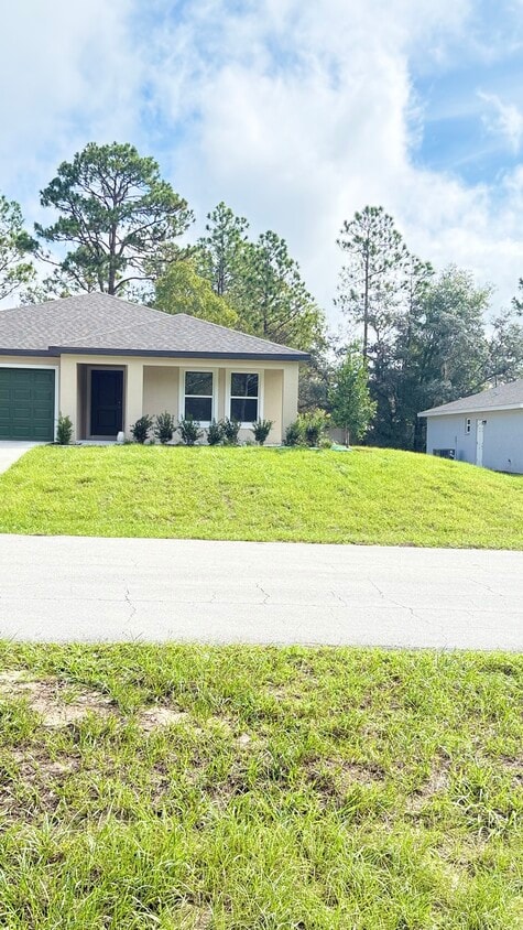 Primary Photo - 9351 N Pineview Way