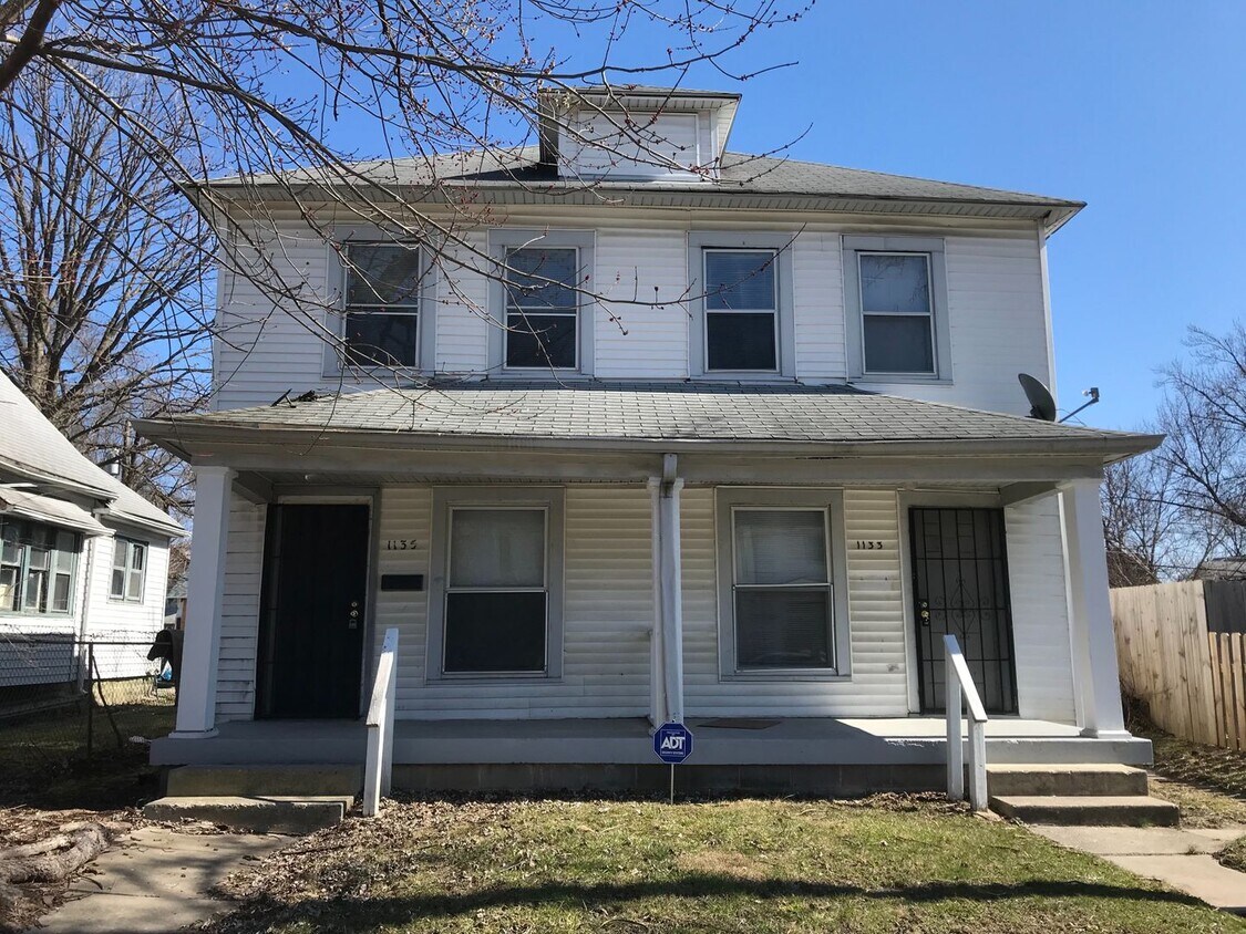 Primary Photo - Olney 1135