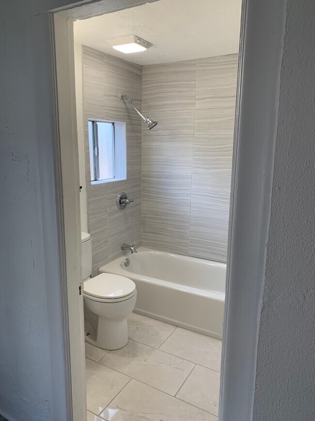 New tub and tile - 3092 King St